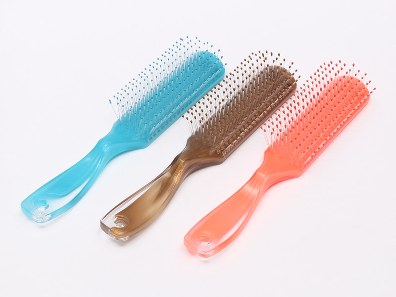 Spazzola per capelli con perno in nylon ventilato