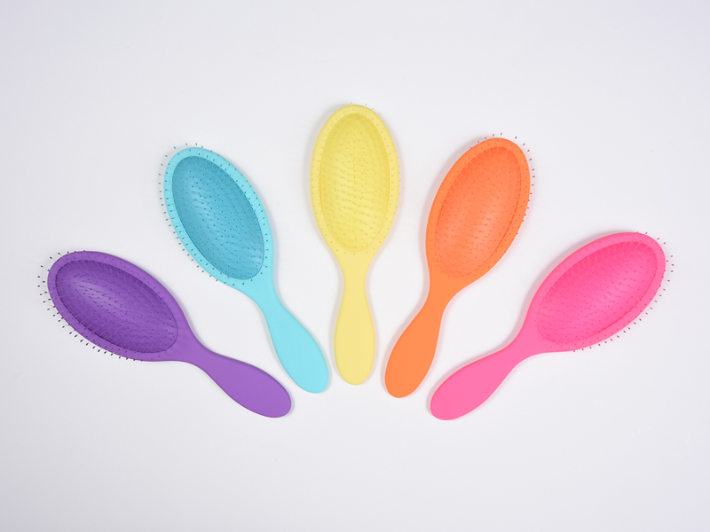 Spazzola districante per massaggio alla testa in silicone