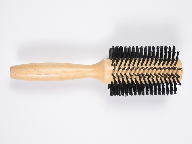 Spazzola per capelli rotonda in legno di bambù