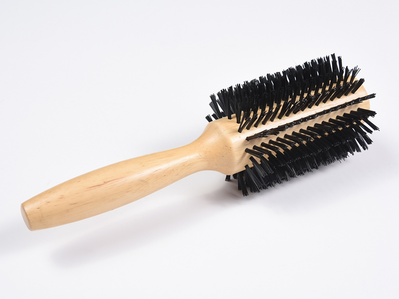 Spazzola per capelli rotonda in legno di bambù