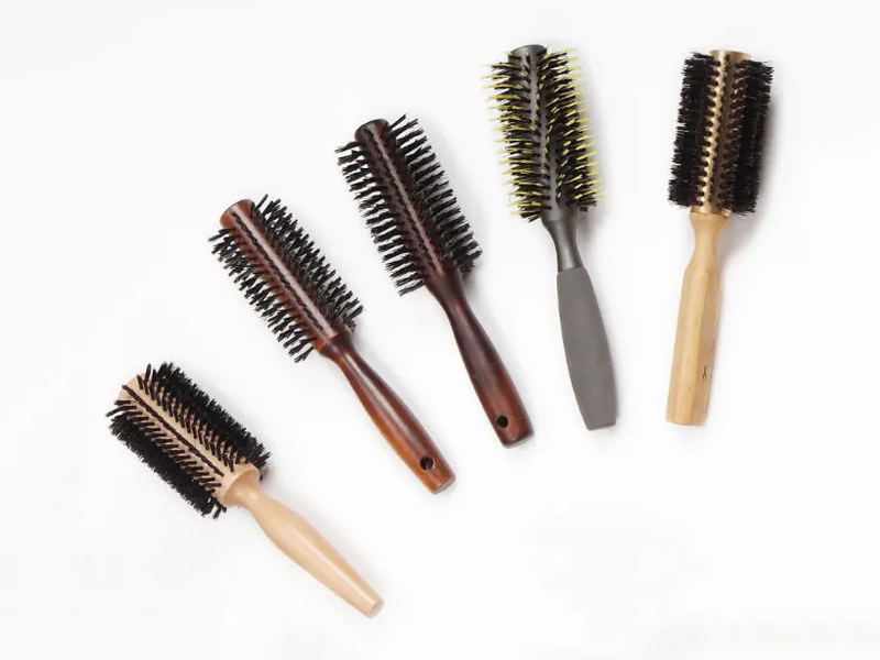 Spazzola per capelli rotonda in legno