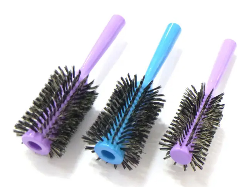 Spazzola per capelli rotonda colorata in nylon e setole di cinghiale