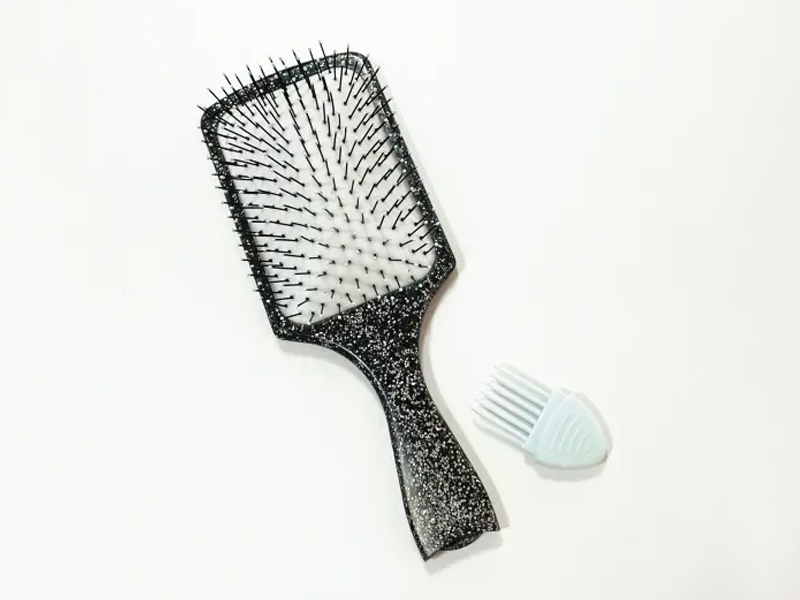 Spazzola per capelli a paletta facile da pulire