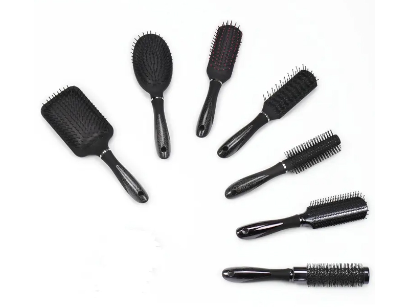 Set spazzole per capelli in plastica