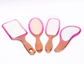Il materiale di un set di spazzole per capelli influisce sull'esperienza dell'utente?