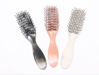 Come usare il pettine per capelli in plastica?
