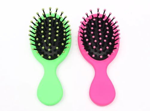 Come scegliere la mini spazzola per capelli in plastica?